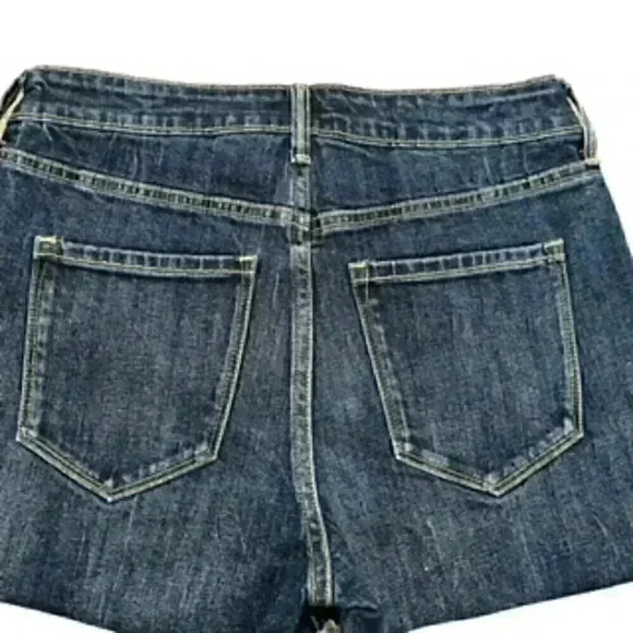 Old Navy Dark Wash Distressed Denim Jean Shorts Womens Sz 4 - Picture 8 of 11